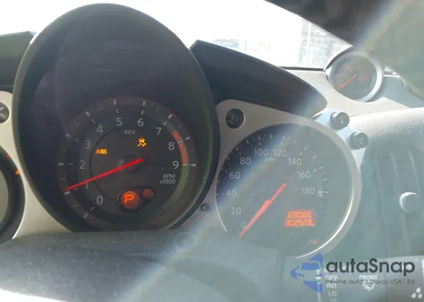 2018 Nissan 370Z z USA, uszkodzony, nr VIN JN1AZ4EH2JM571096